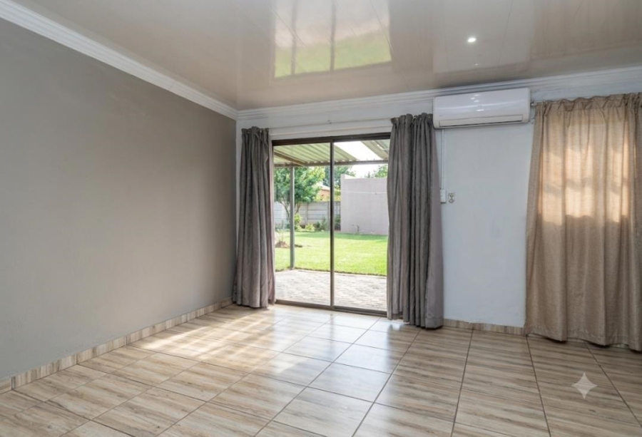 To Let 1 Bedroom Property for Rent in Three Rivers Gauteng