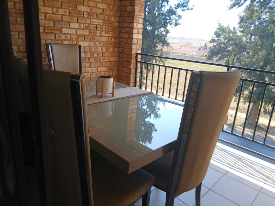 3 Bedroom Property for Sale in Albertsdal Gauteng