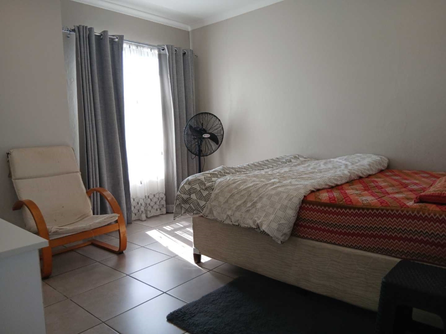 2 Bedroom Property for Sale in Albertsdal Gauteng