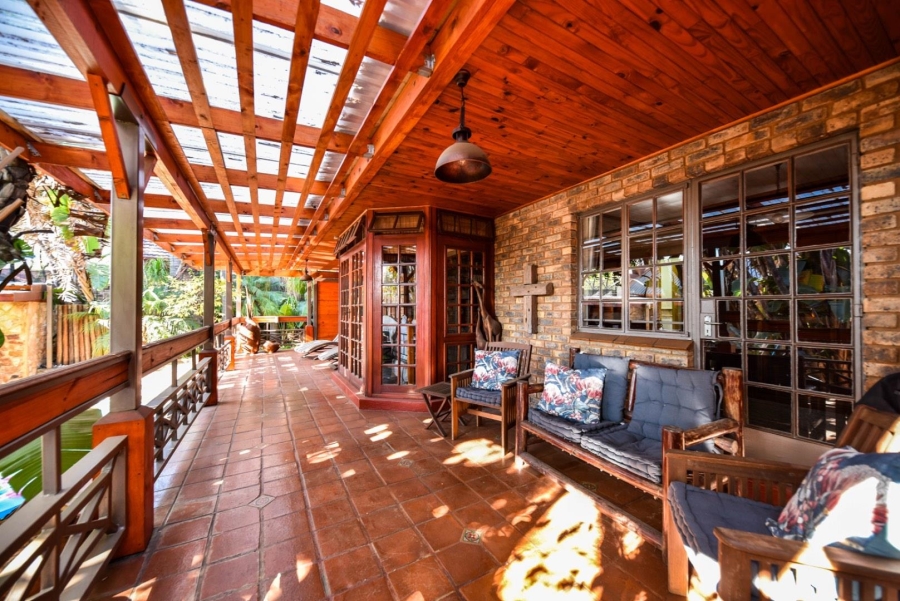 4 Bedroom Property for Sale in Faerie Glen Gauteng