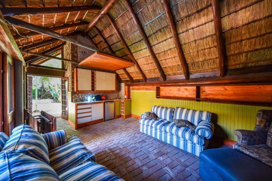 4 Bedroom Property for Sale in Faerie Glen Gauteng