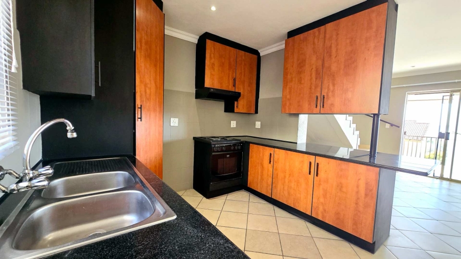 3 Bedroom Property for Sale in La Montagne Gauteng