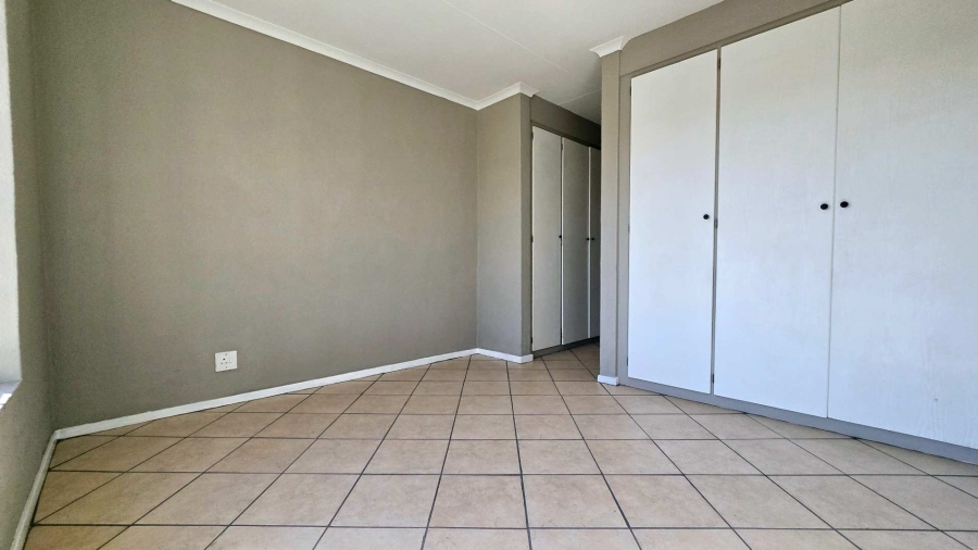 3 Bedroom Property for Sale in La Montagne Gauteng