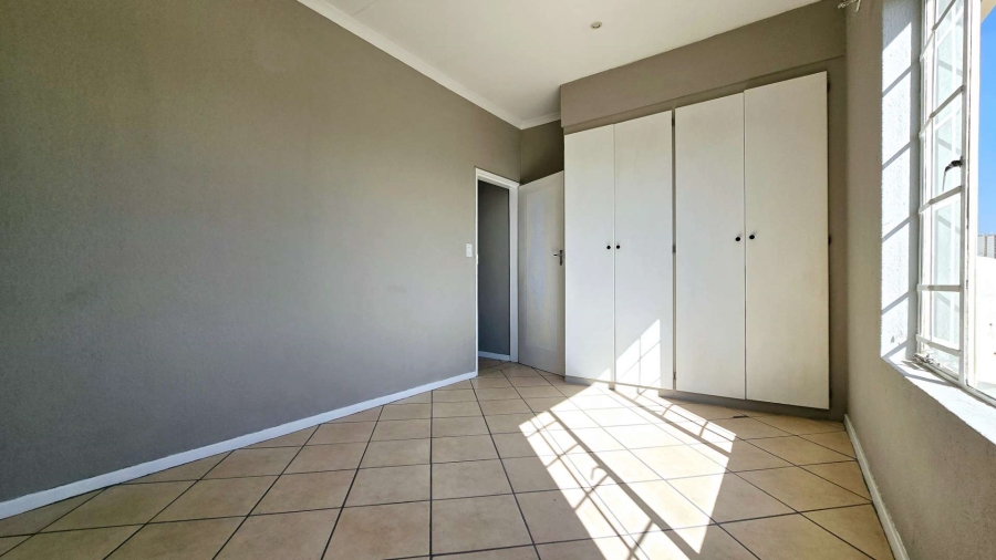 3 Bedroom Property for Sale in La Montagne Gauteng
