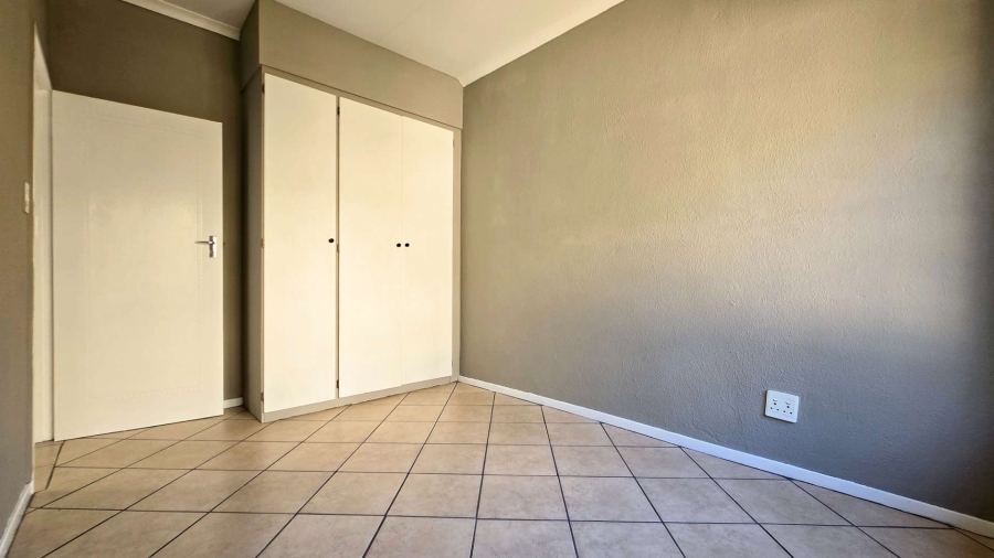 3 Bedroom Property for Sale in La Montagne Gauteng