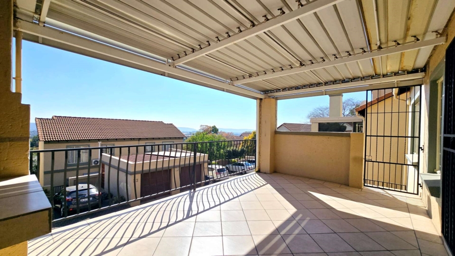 3 Bedroom Property for Sale in La Montagne Gauteng