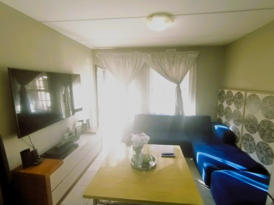 2 Bedroom Property for Sale in Montana Tuine Gauteng