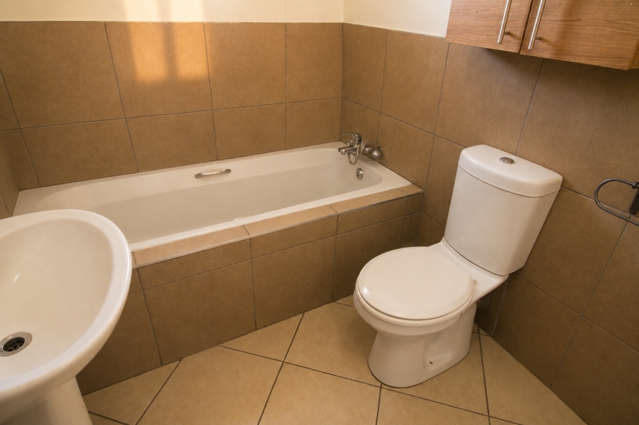 To Let 2 Bedroom Property for Rent in Sagewood Gauteng