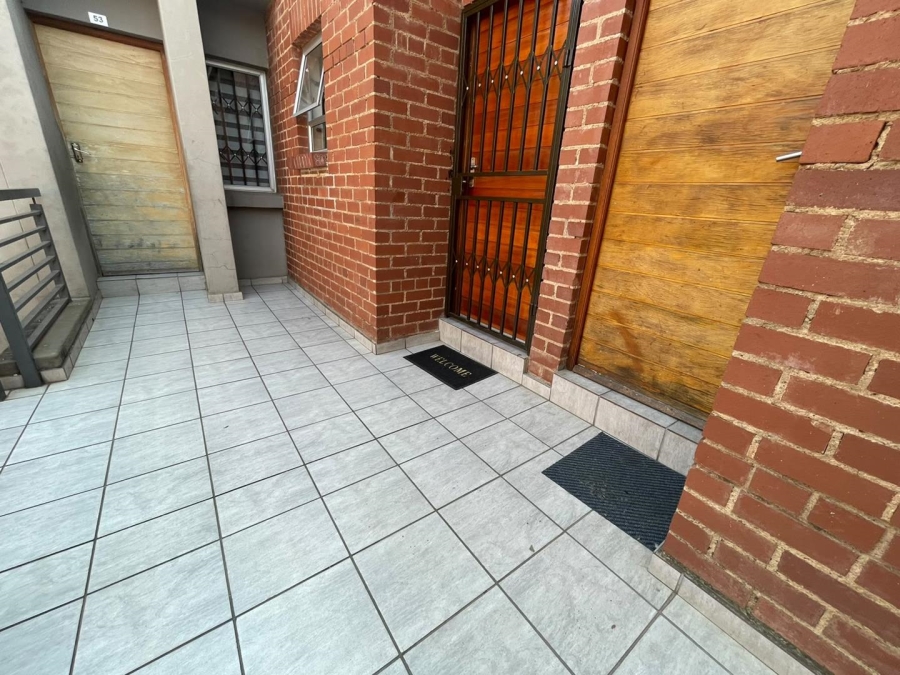 1 Bedroom Property for Sale in Esther Park Gauteng