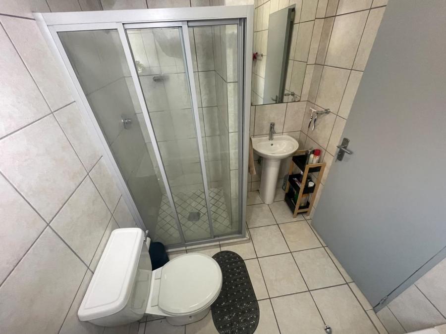 1 Bedroom Property for Sale in Esther Park Gauteng