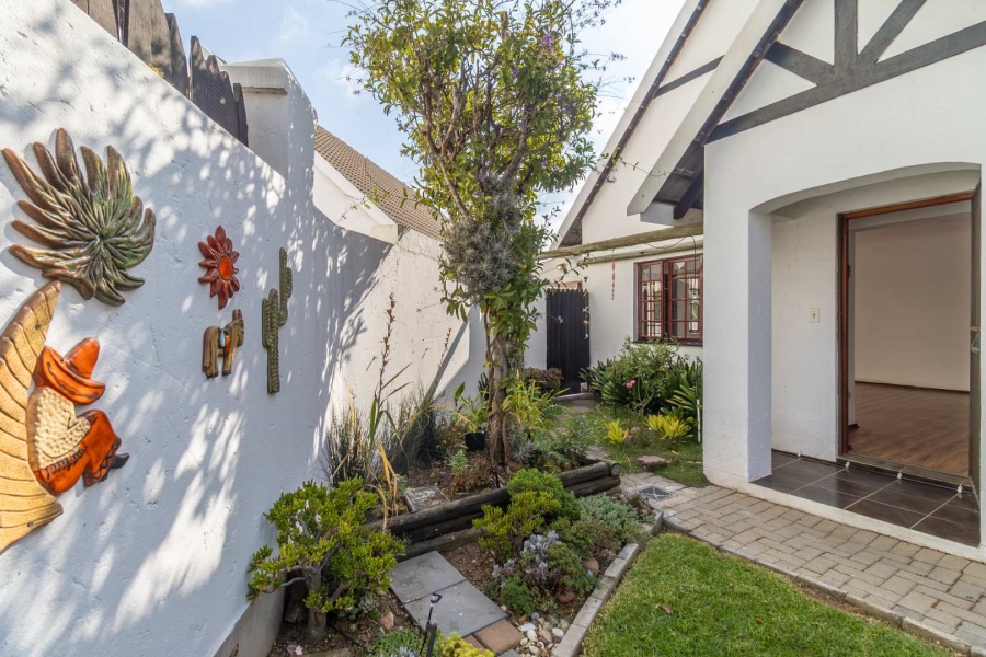 3 Bedroom Property for Sale in Barbeque Downs Gauteng