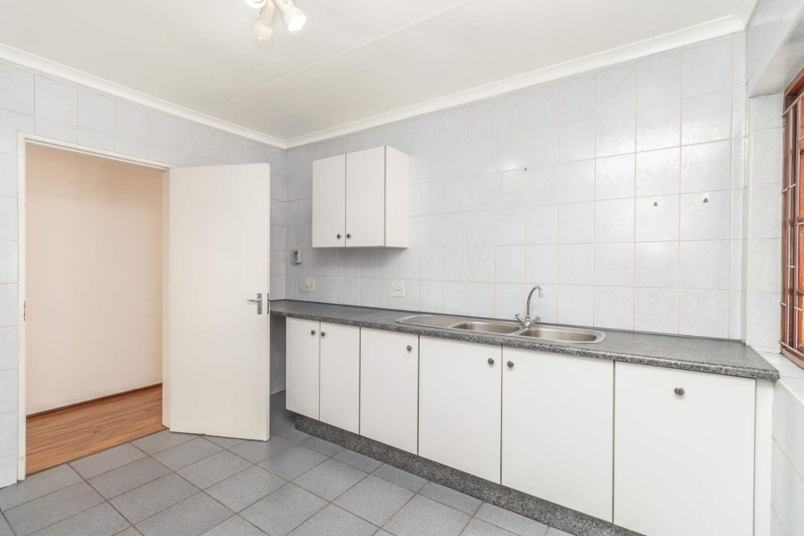 3 Bedroom Property for Sale in Barbeque Downs Gauteng