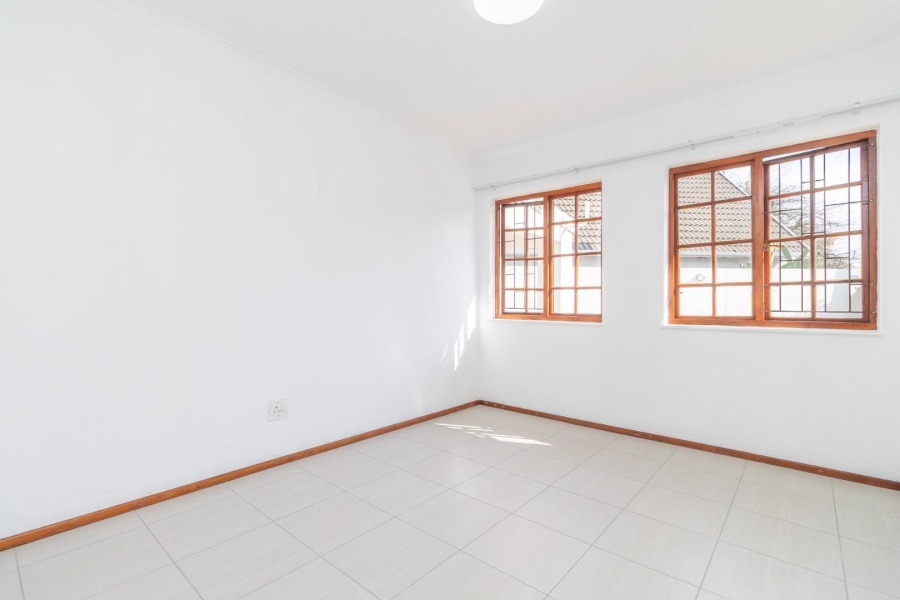 3 Bedroom Property for Sale in Barbeque Downs Gauteng