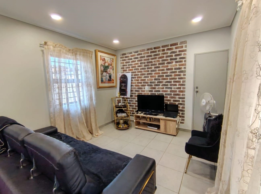 3 Bedroom Property for Sale in Albertsdal Gauteng