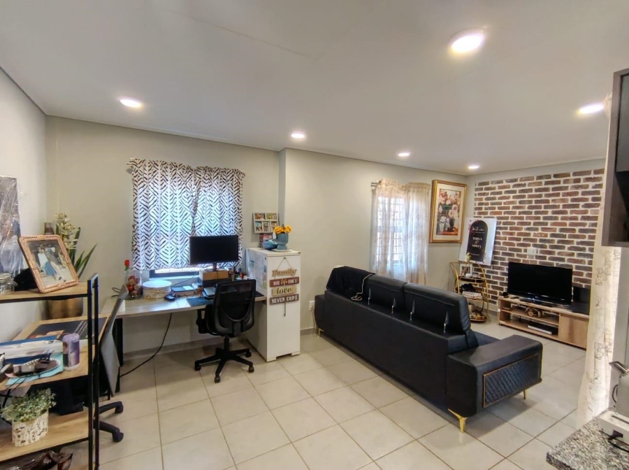 3 Bedroom Property for Sale in Albertsdal Gauteng