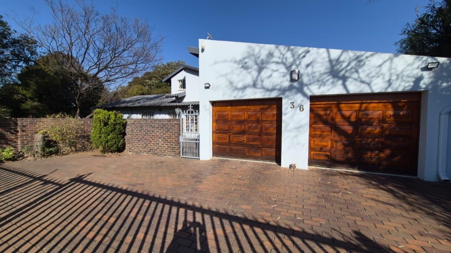 4 Bedroom Property for Sale in Van Riebeeck Park Gauteng