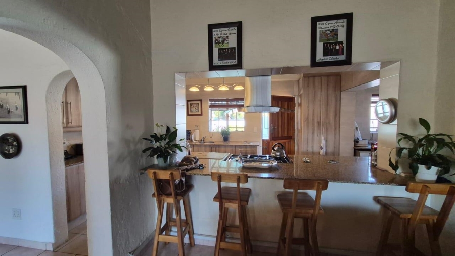 4 Bedroom Property for Sale in Van Riebeeck Park Gauteng