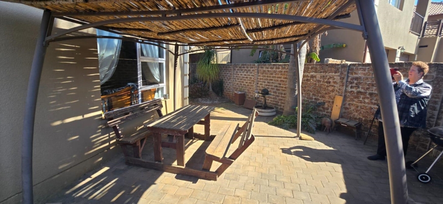 3 Bedroom Property for Sale in Pomona Gauteng