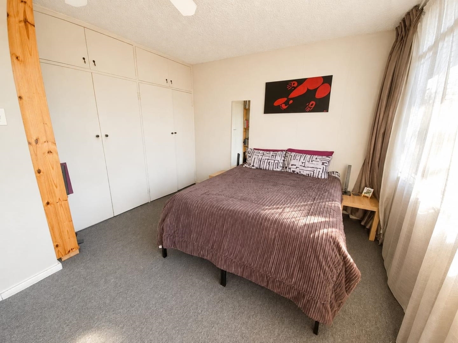 2 Bedroom Property for Sale in Queenswood Gauteng