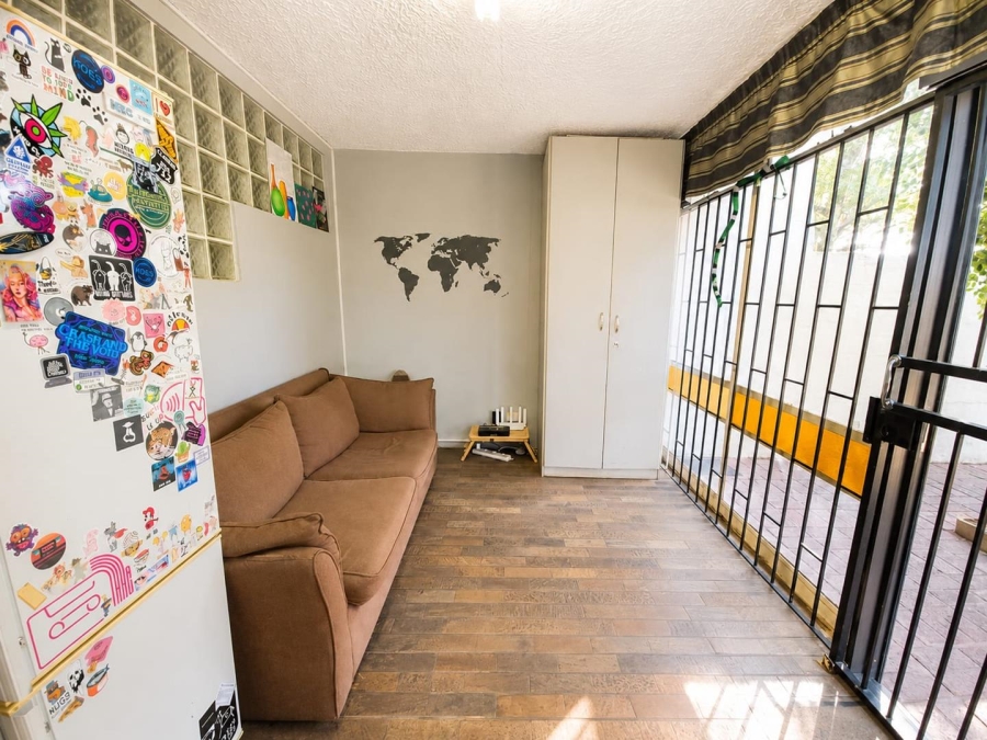 2 Bedroom Property for Sale in Queenswood Gauteng