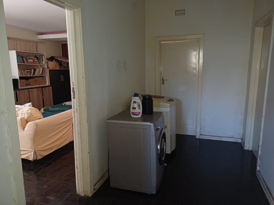 7 Bedroom Property for Sale in Kenilworth Gauteng