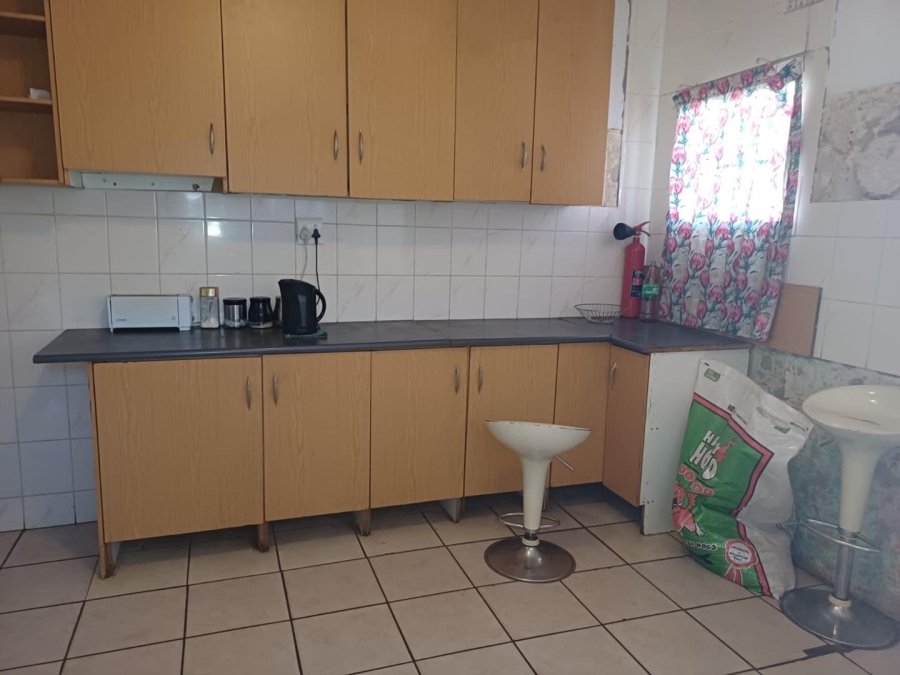 7 Bedroom Property for Sale in Kenilworth Gauteng