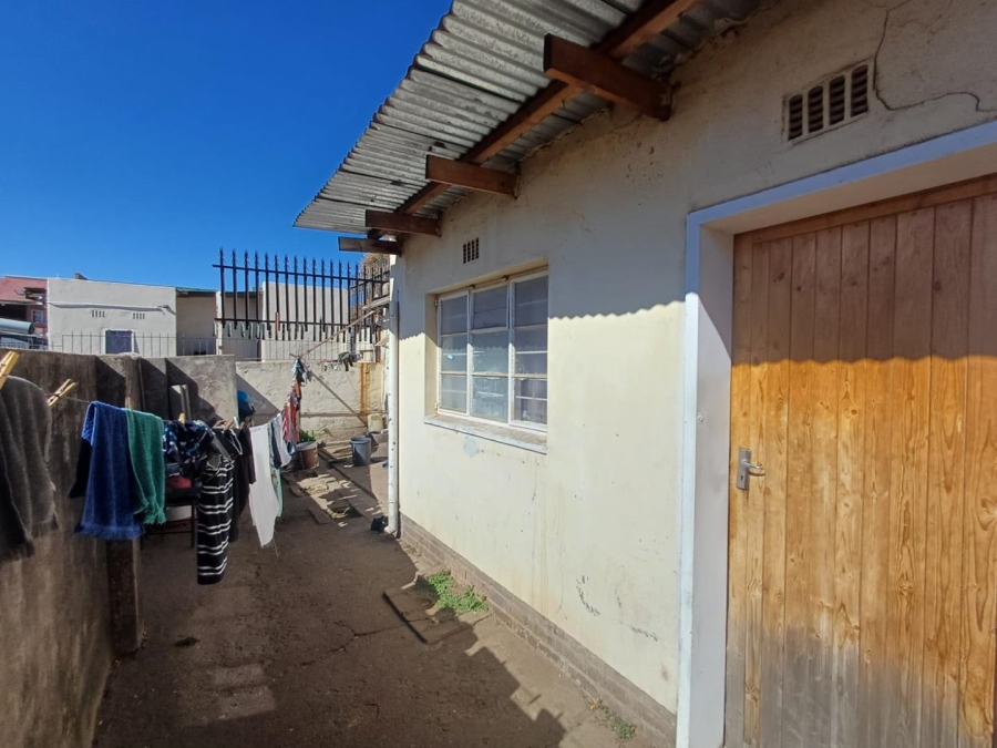 7 Bedroom Property for Sale in Kenilworth Gauteng