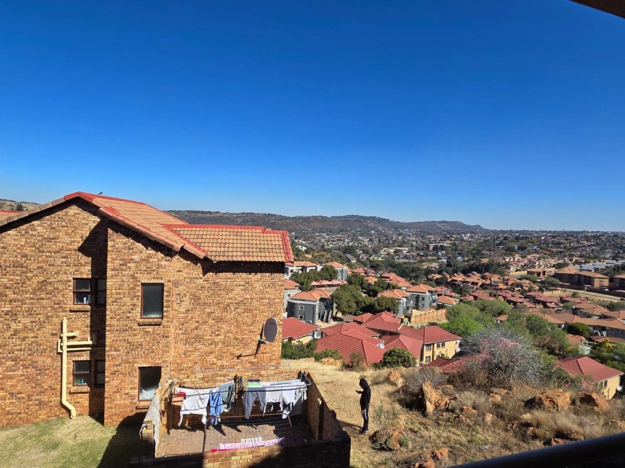 2 Bedroom Property for Sale in Winchester Hills Gauteng