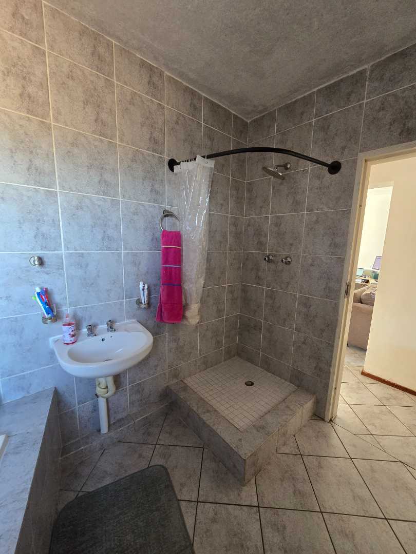 2 Bedroom Property for Sale in Winchester Hills Gauteng