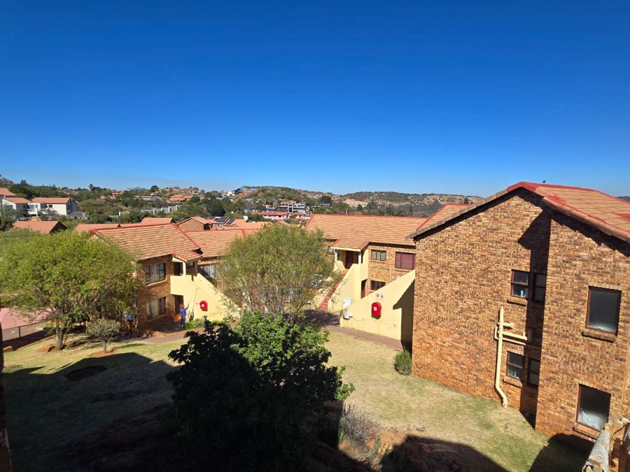 2 Bedroom Property for Sale in Winchester Hills Gauteng