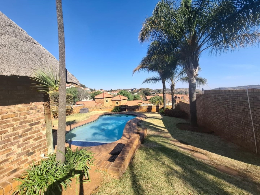 2 Bedroom Property for Sale in Winchester Hills Gauteng