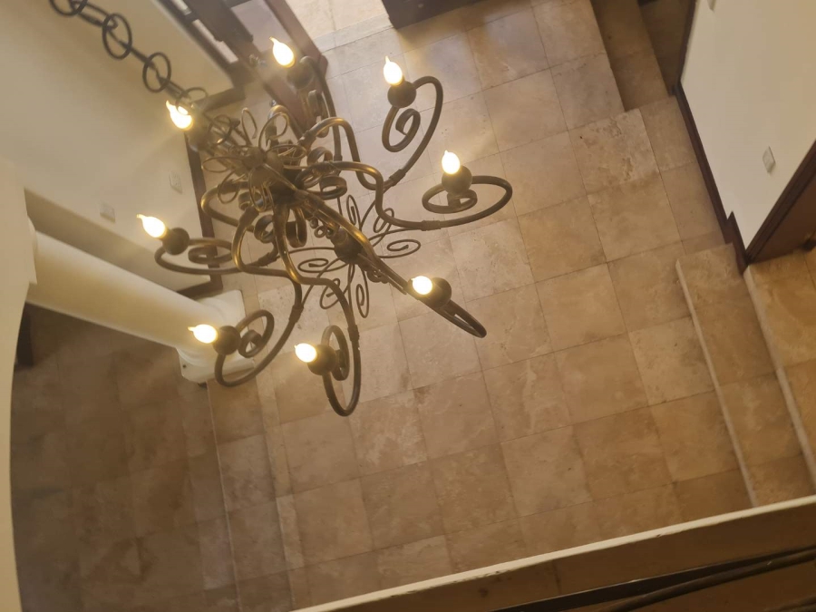 5 Bedroom Property for Sale in Bassonia Gauteng