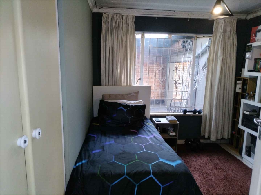 4 Bedroom Property for Sale in Lenasia Gauteng