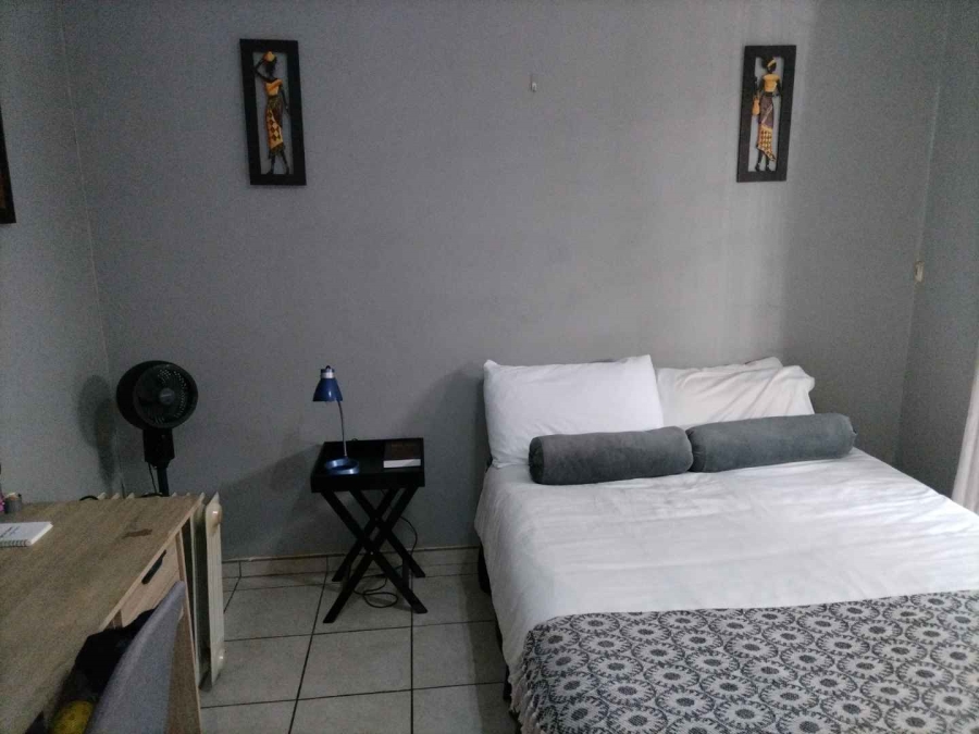 4 Bedroom Property for Sale in Lenasia Gauteng