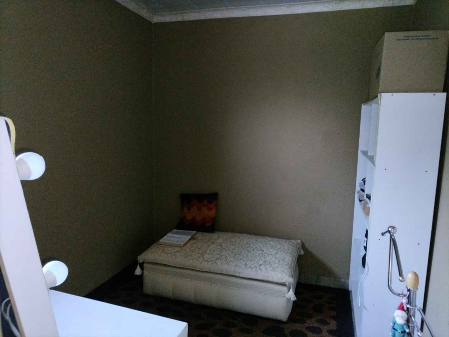 4 Bedroom Property for Sale in Lenasia Gauteng