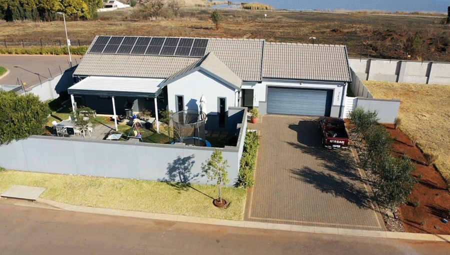 3 Bedroom Property for Sale in Country View Gauteng