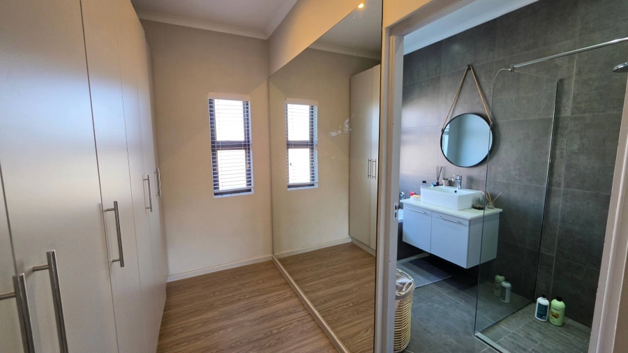 3 Bedroom Property for Sale in Country View Gauteng