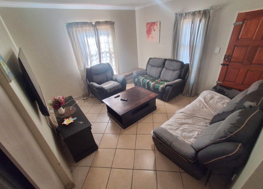 3 Bedroom Property for Sale in Kirkney Gauteng