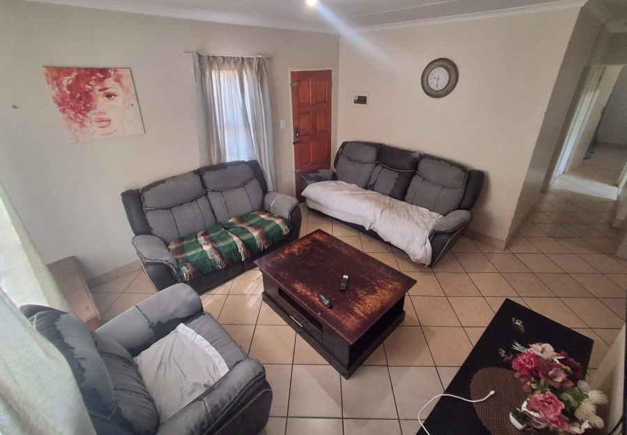 3 Bedroom Property for Sale in Kirkney Gauteng