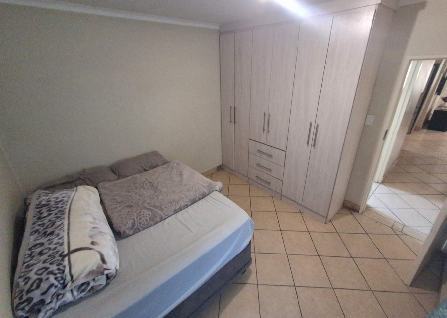 3 Bedroom Property for Sale in Kirkney Gauteng