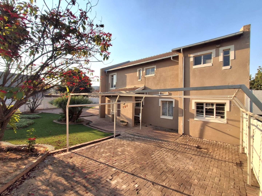 4 Bedroom Property for Sale in Elandspoort Gauteng