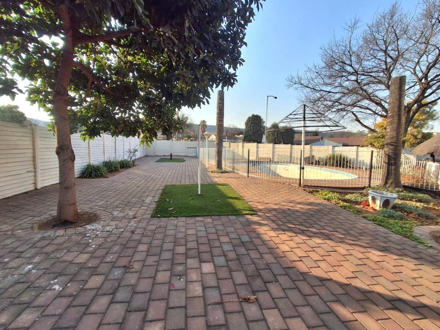 4 Bedroom Property for Sale in Elandspoort Gauteng