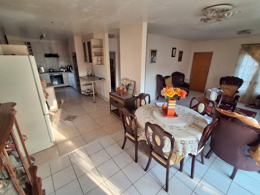 4 Bedroom Property for Sale in Elandspoort Gauteng