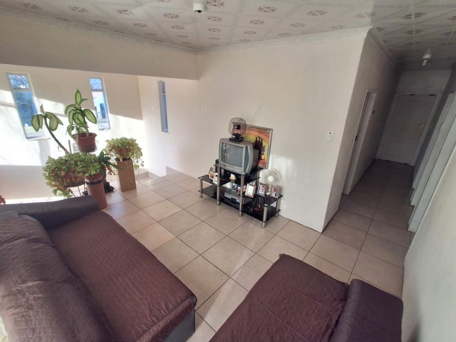 4 Bedroom Property for Sale in Elandspoort Gauteng