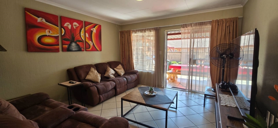 3 Bedroom Property for Sale in Equestria Gauteng