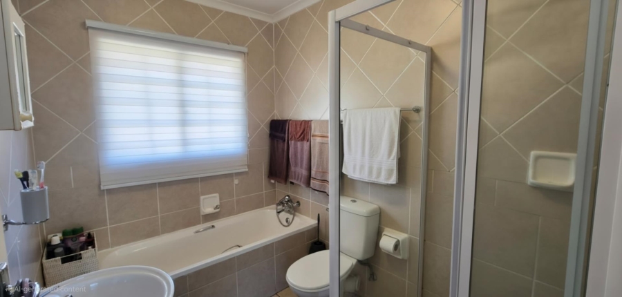 3 Bedroom Property for Sale in Equestria Gauteng