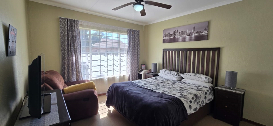 3 Bedroom Property for Sale in Equestria Gauteng