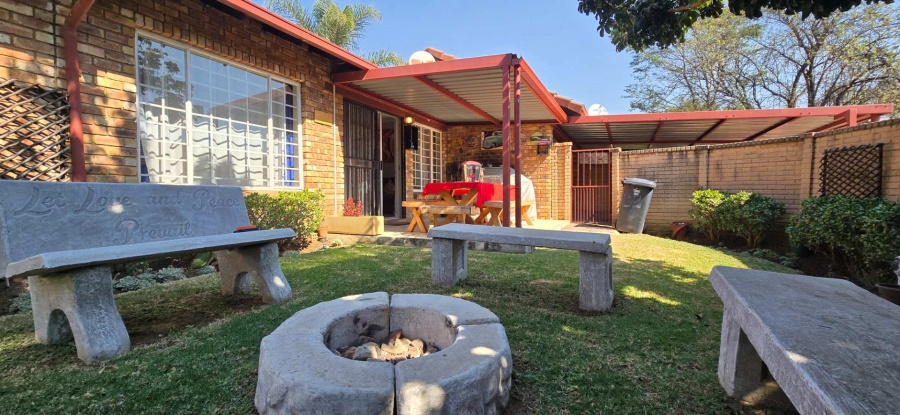 3 Bedroom Property for Sale in Equestria Gauteng