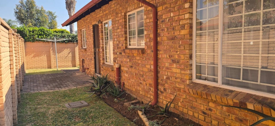3 Bedroom Property for Sale in Equestria Gauteng