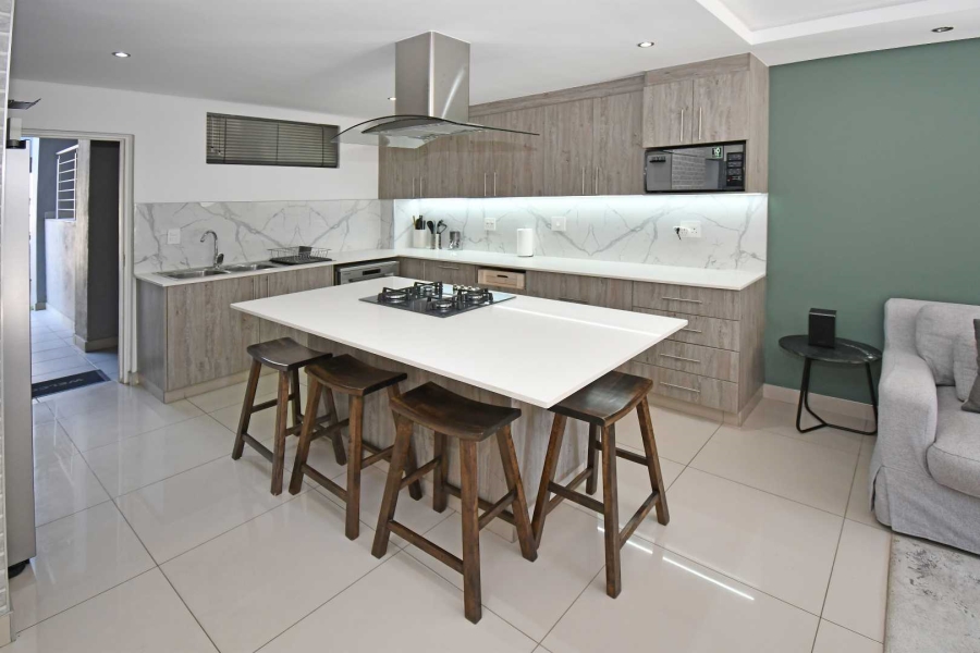 3 Bedroom Property for Sale in Broadacres Gauteng